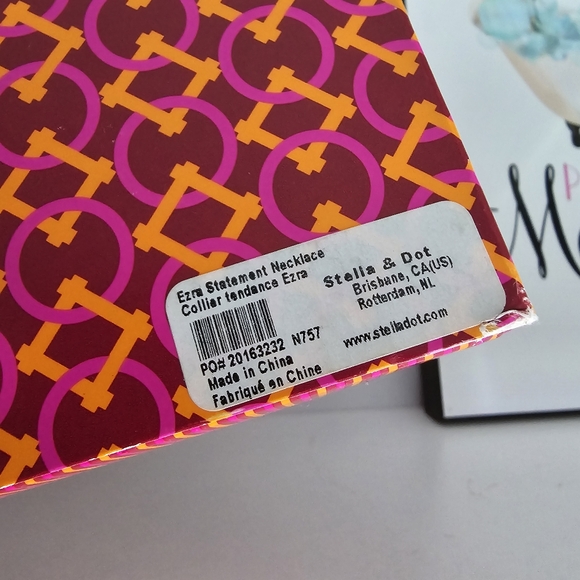 New in original box Stella & Dot Ezra statement necklace - Picture 11 of 14